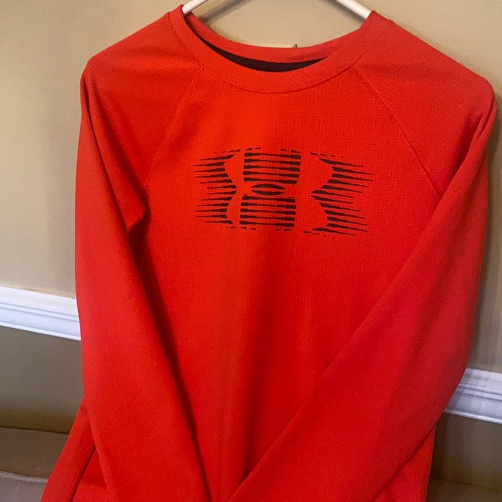 Under Armour Red long sleeve Dri-fit Perfect Condition